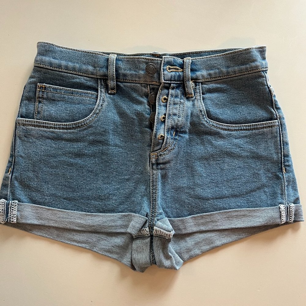 NWT High Waisted Cuffed Hem Denim Shorts Size 25.